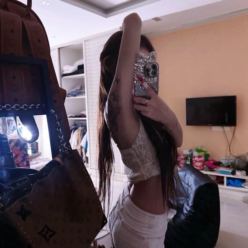 小小^^