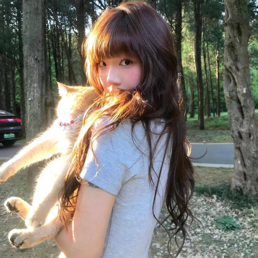 悲伤𝙆𝙞𝙩𝙩𝙮