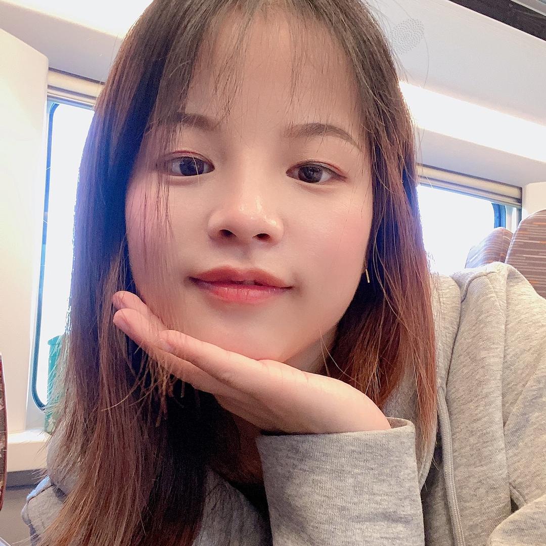 德山爱西西童装店