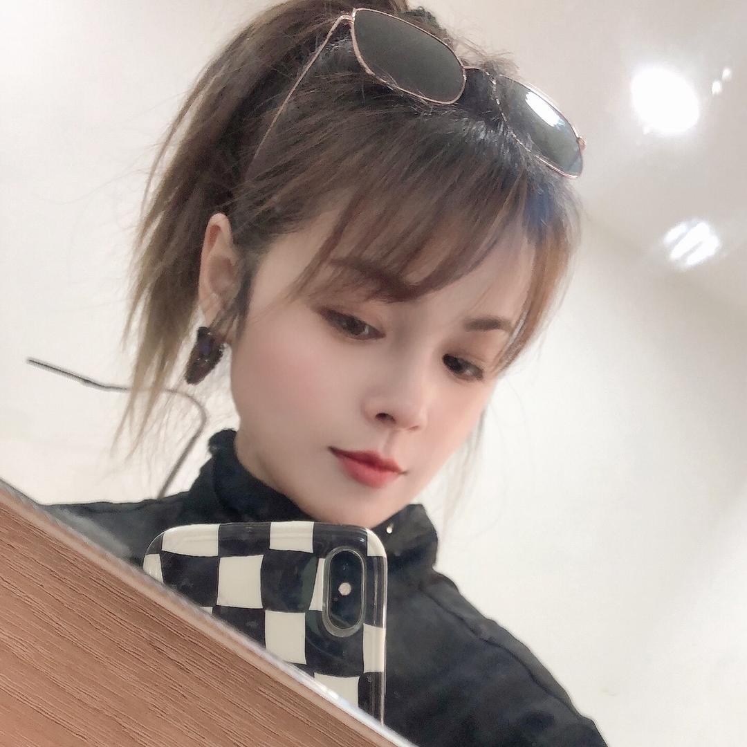 温岭市箬横爱娜美甲店