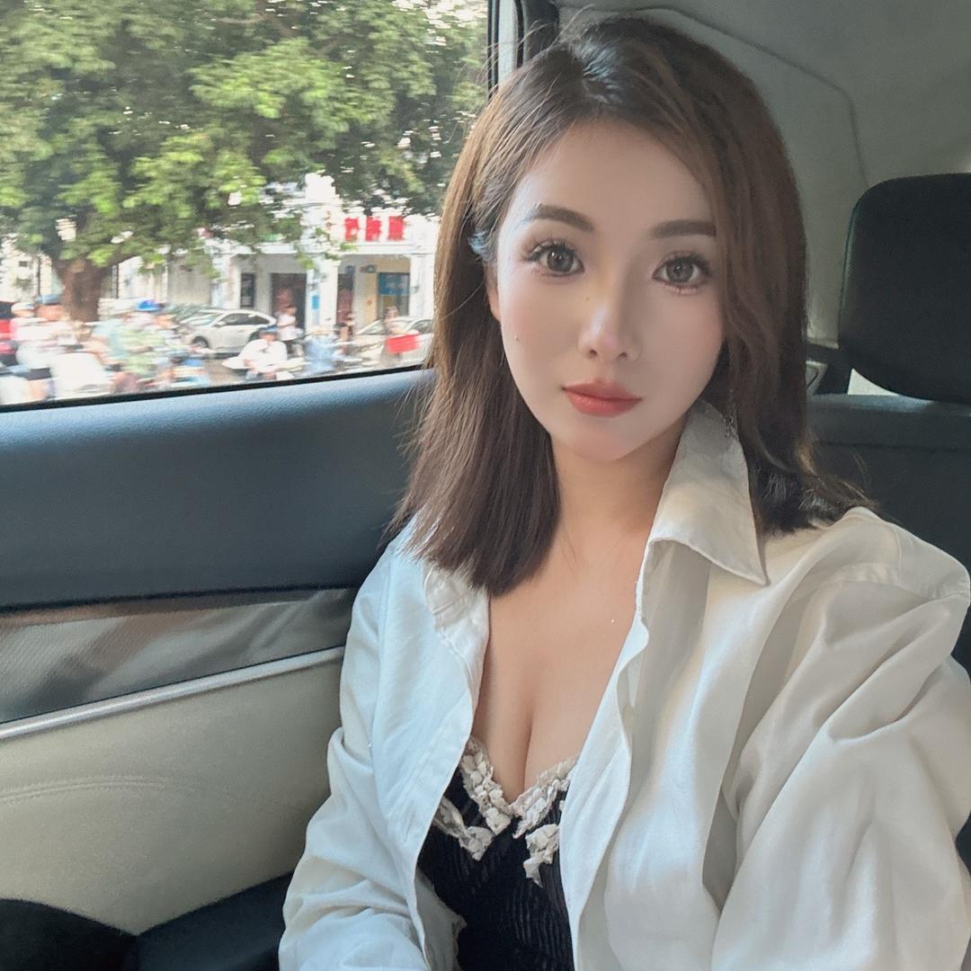 小草汽车🚗阿秀