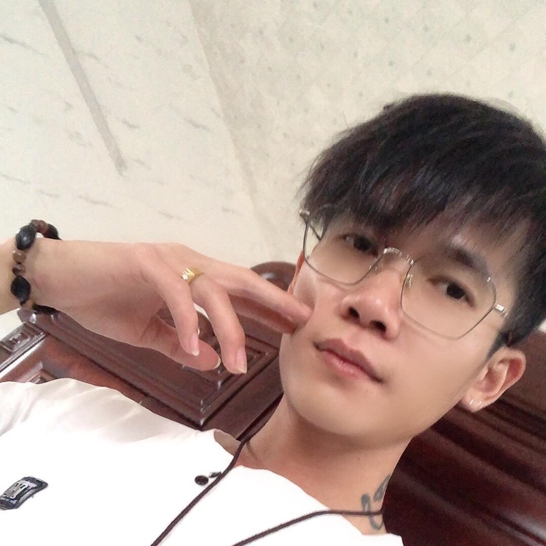 户外荒野行者