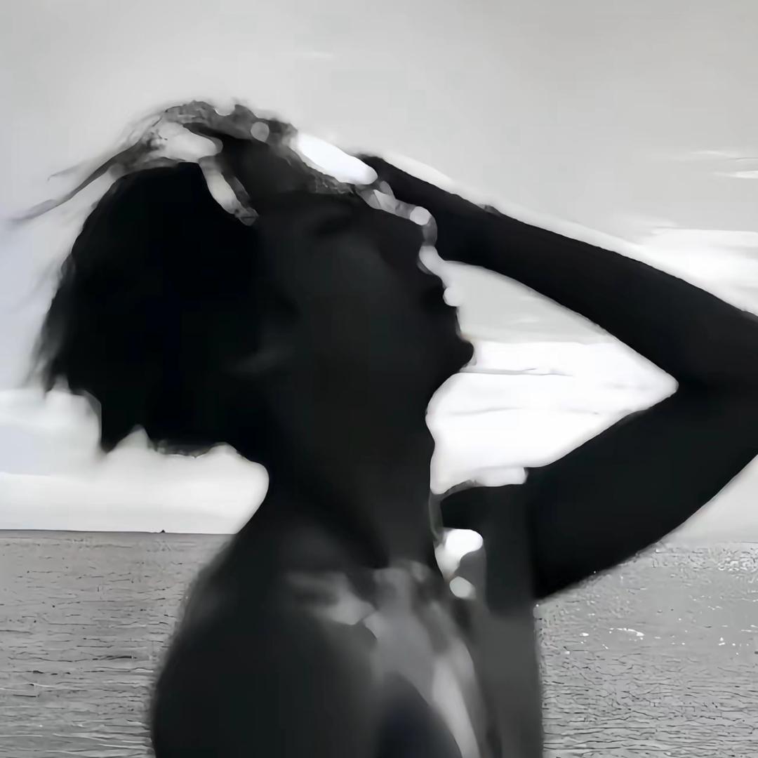 溢