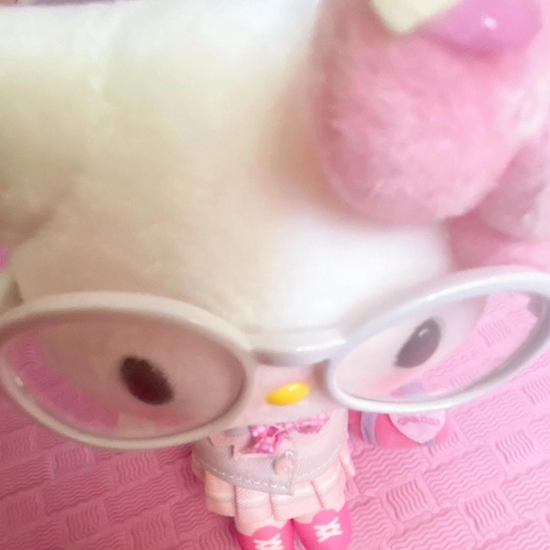 小u.