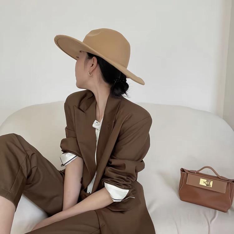 曼贝气质女装穿搭
