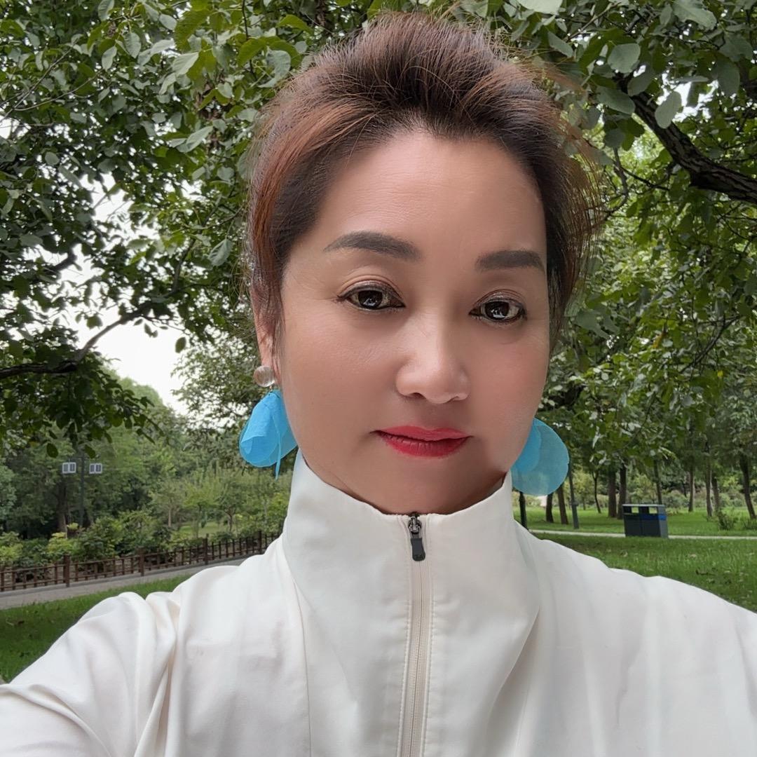鞍山旅游：37度女人💰