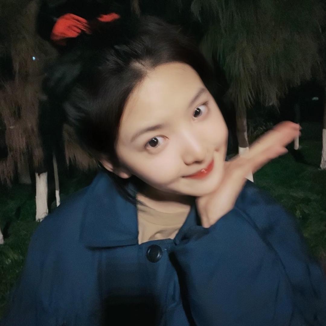 @一坨粑粑萌🫧