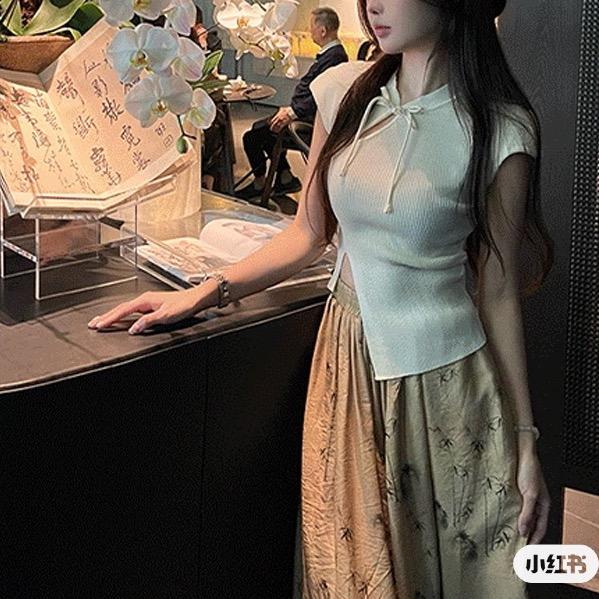 SOLEIZ女装