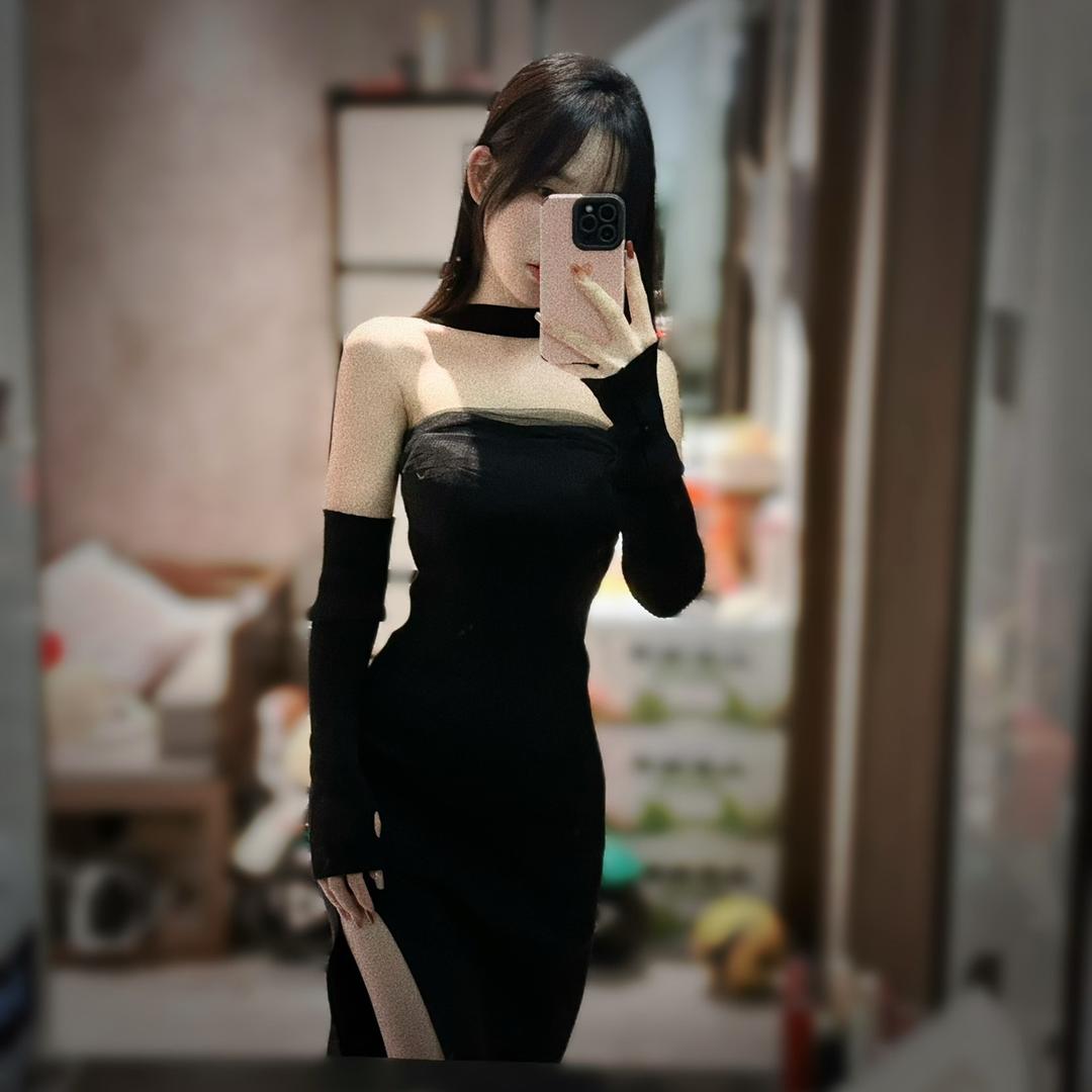 甜甜.