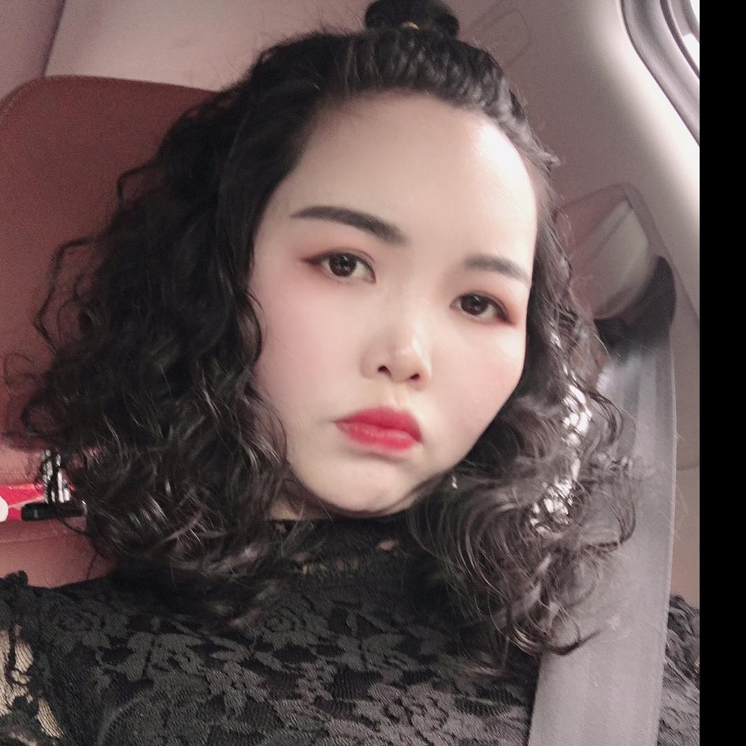 对你微笑，是我最好的炫耀😇[拒绝私聊]