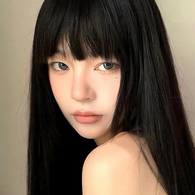 乌黑油亮