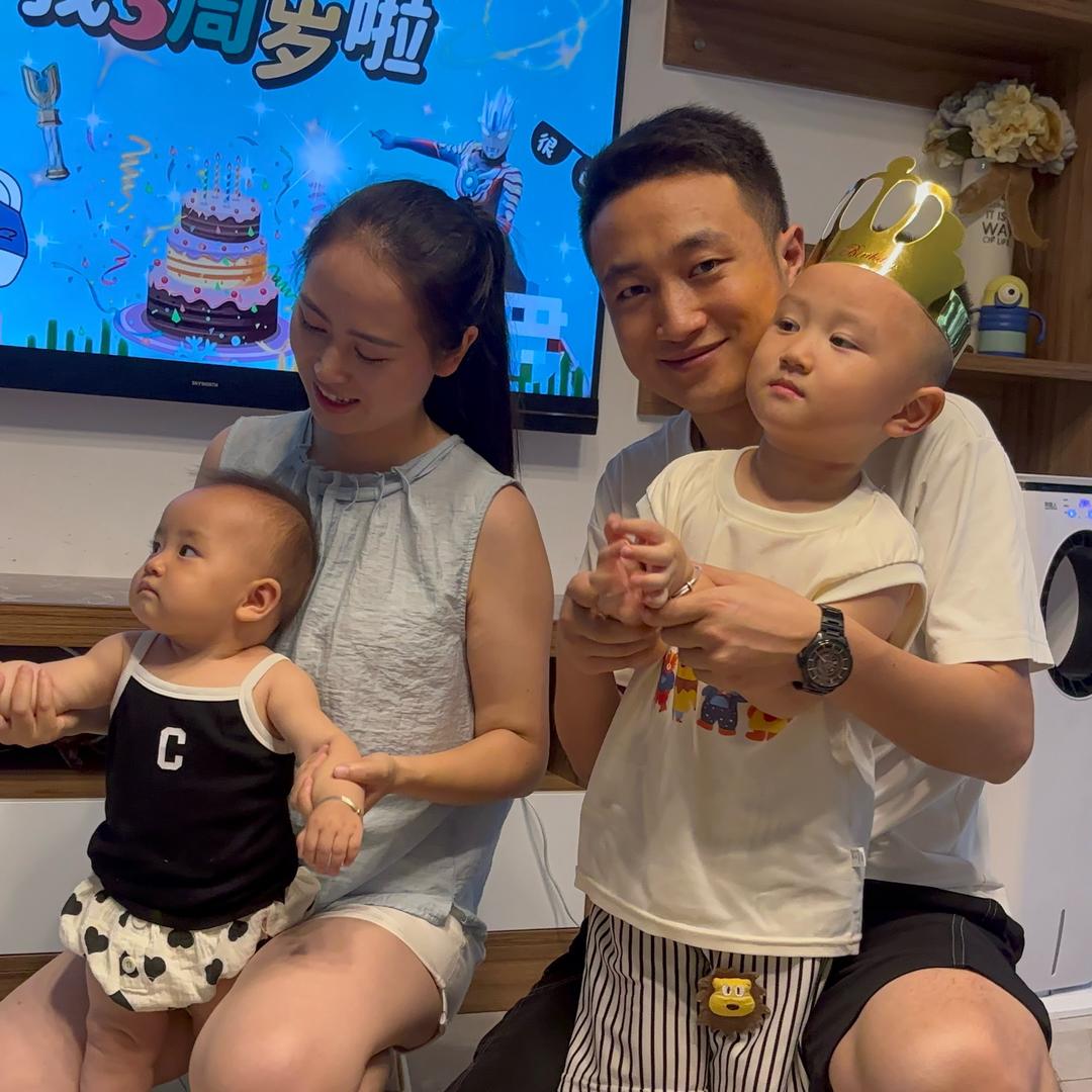 广州基意百货商行（个人独资）