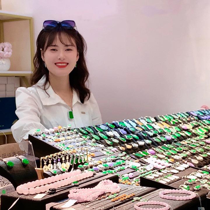 翠翠笙珠宝的头像