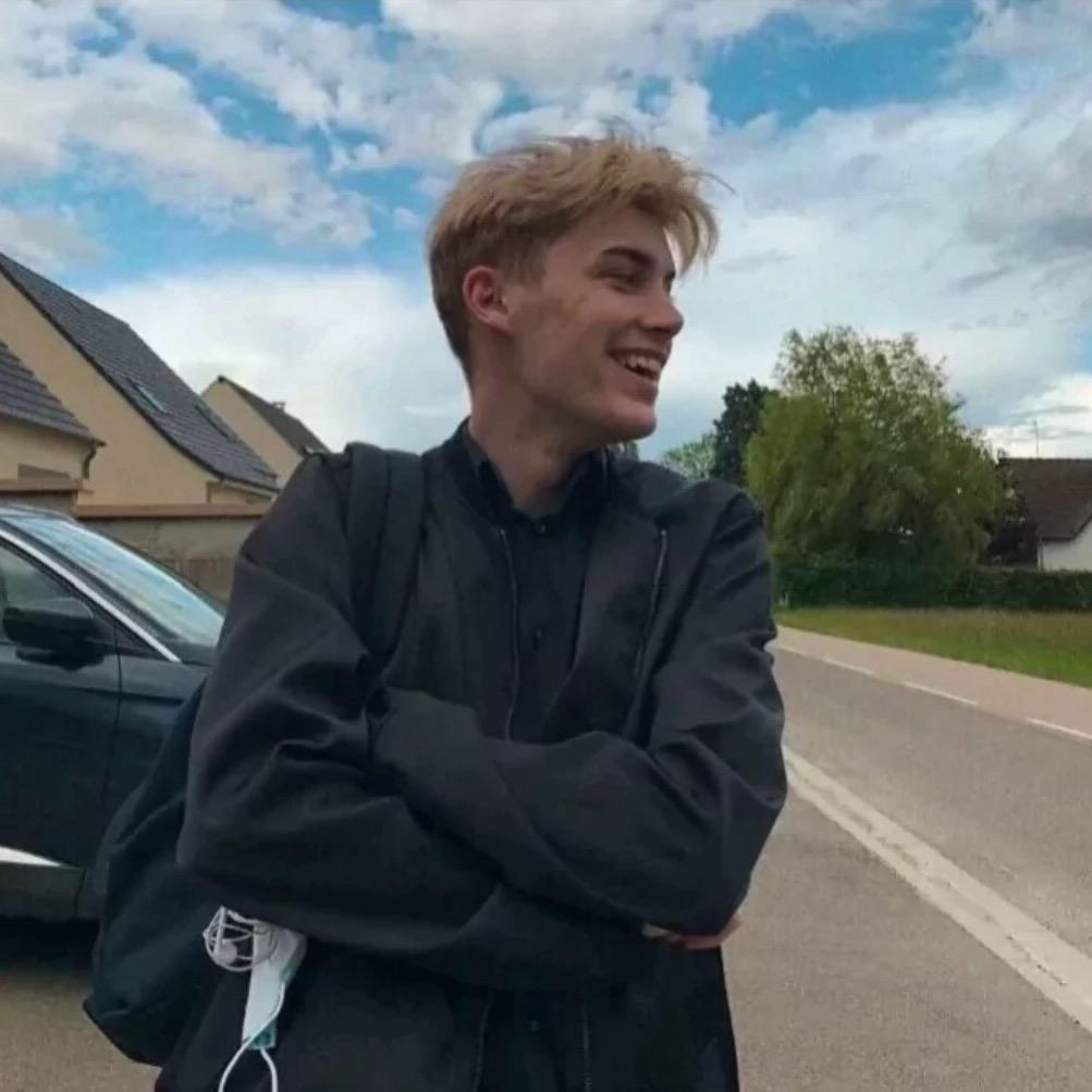 小葵（向日葵的葵）