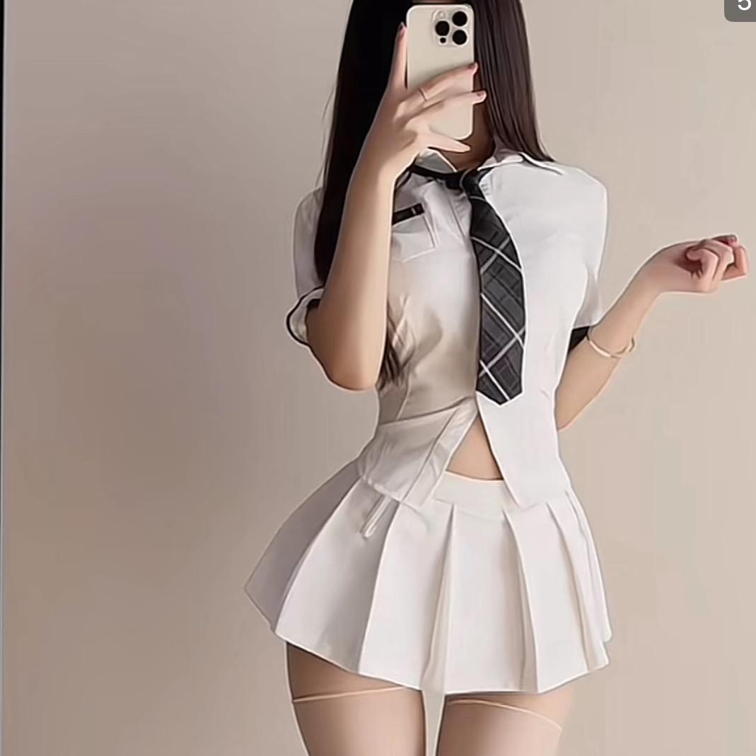 草莓啵啵熊