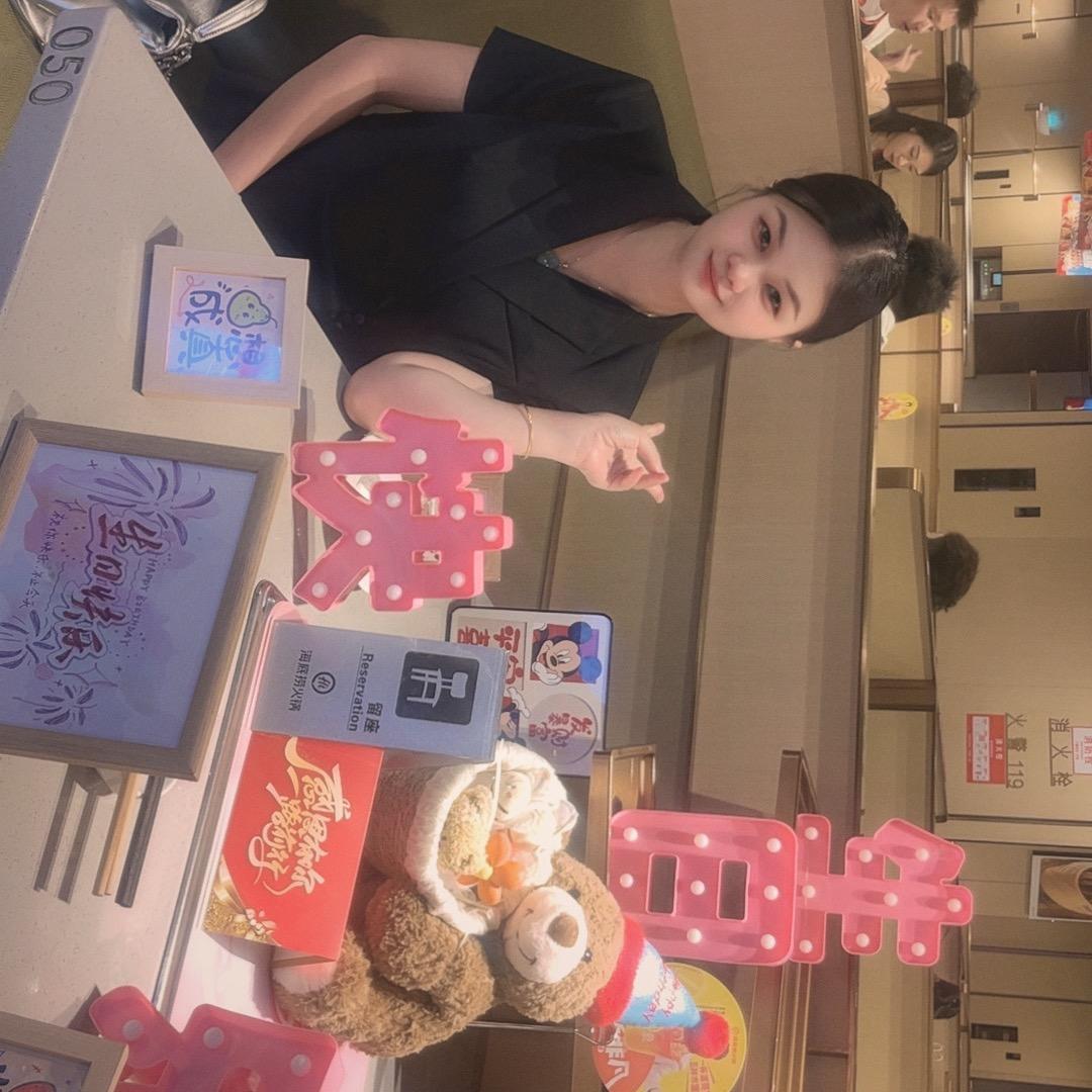 想睡觉💤的柠檬茶🍵