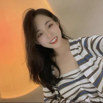 海咪咪美妆店•老板娘