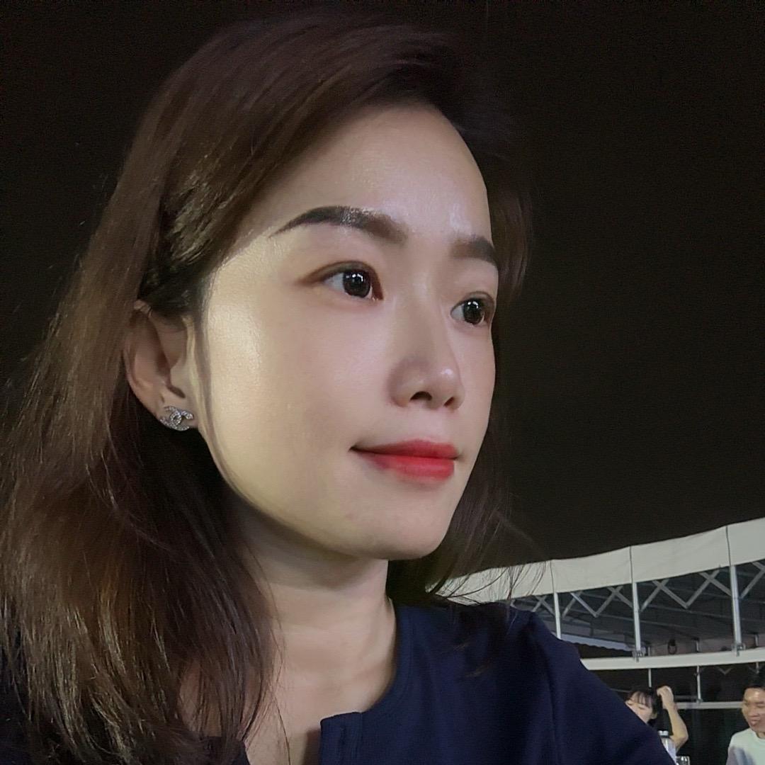 曼 曼