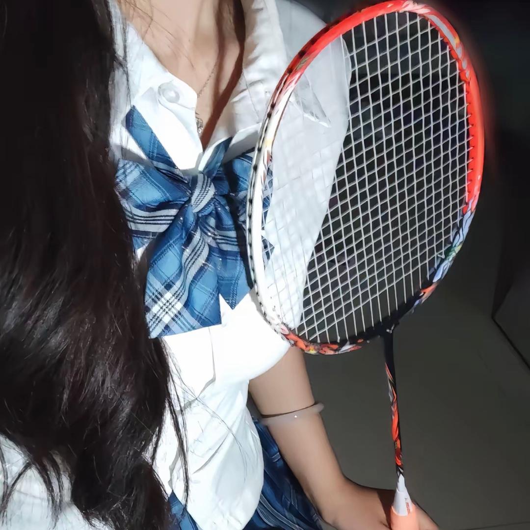 圆圆儿爱打球🏸️