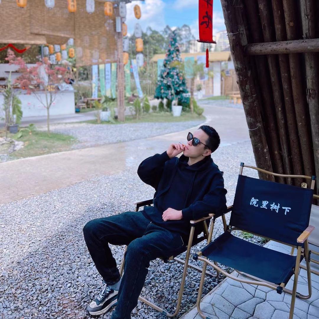 英文名（Huqiulin！）