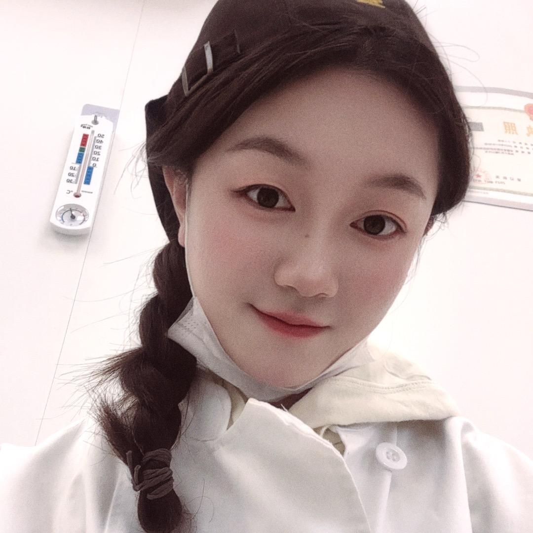 卖卤菜的小李子