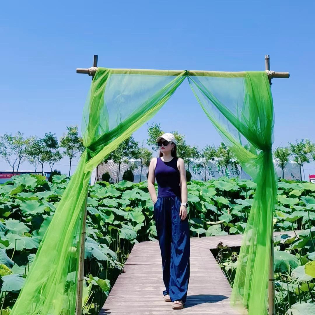 陌离女王