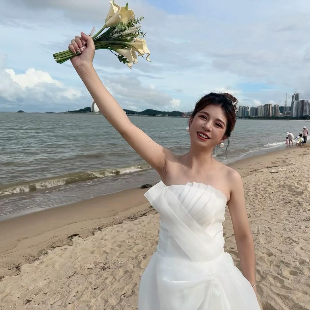 黄大大吖