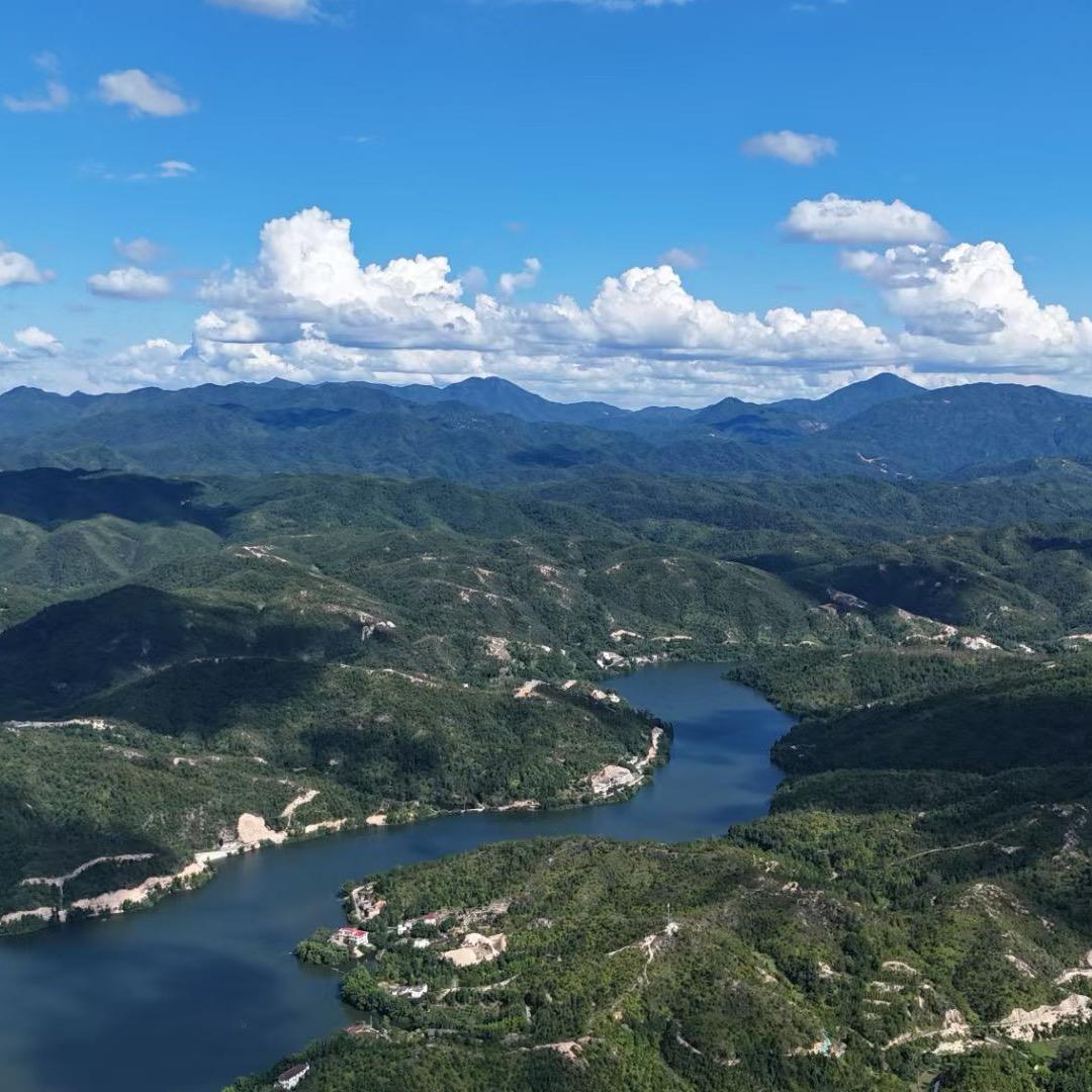 孤 城