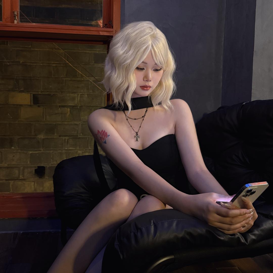 NANA、