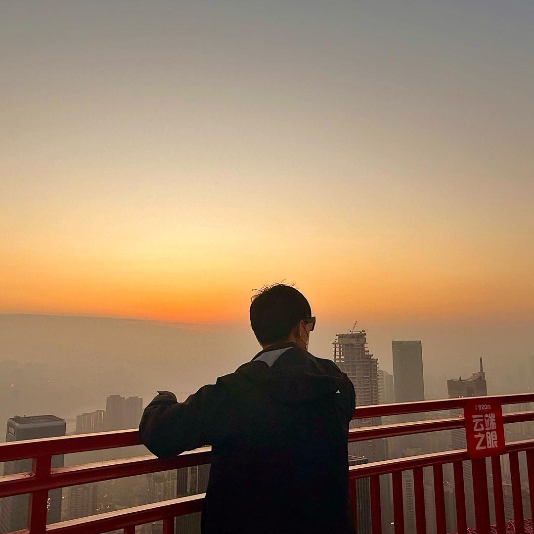小李 🤔