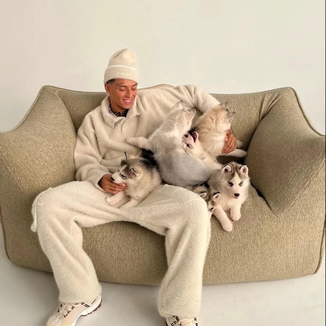 52^