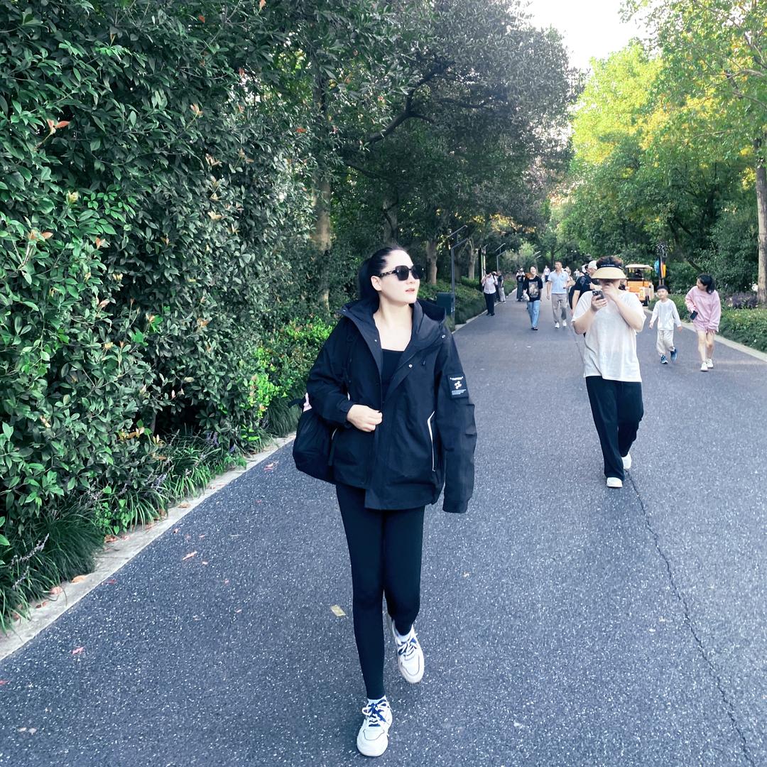 大淼女裤源头工厂
