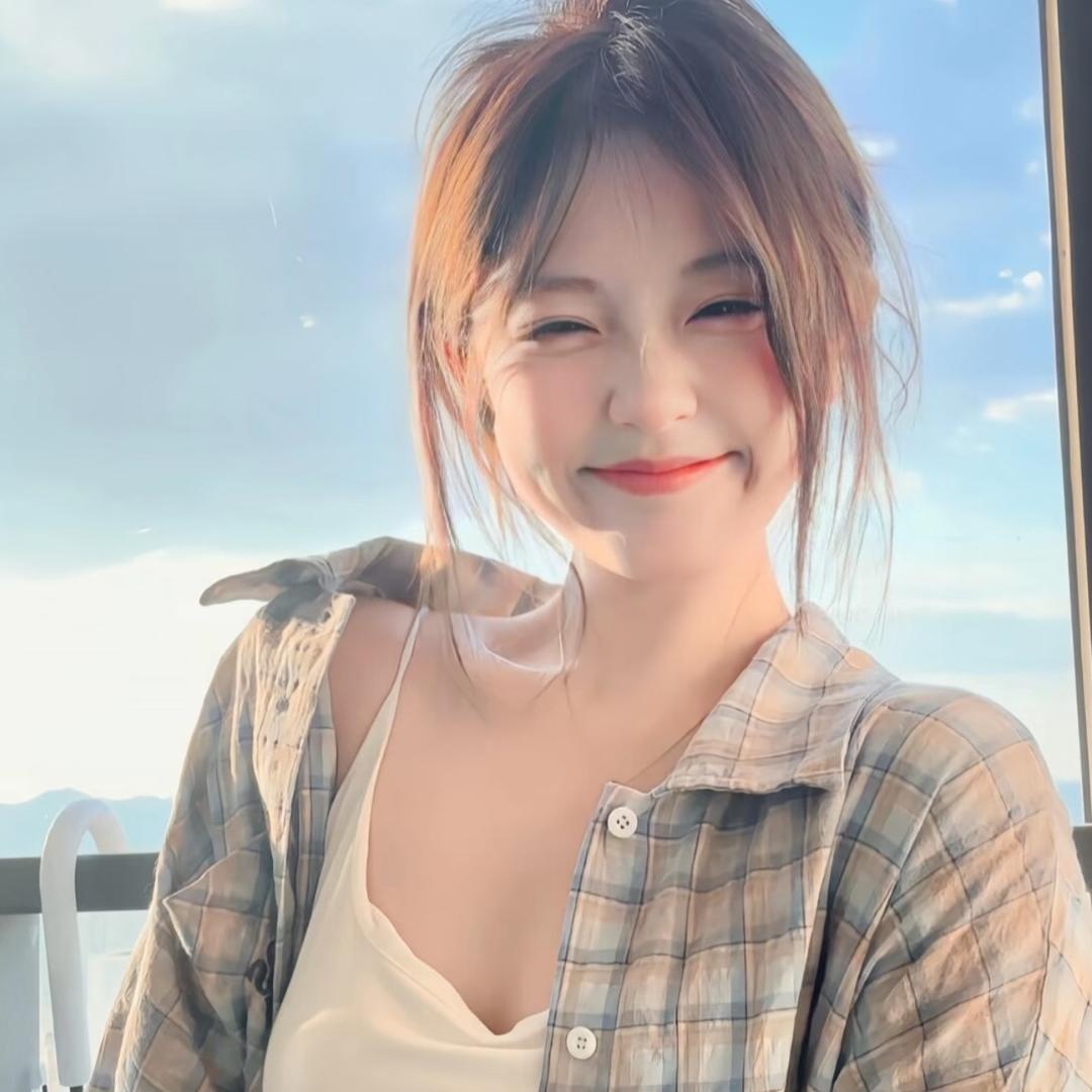 西咸新区空港新城羽梦思鞋服店