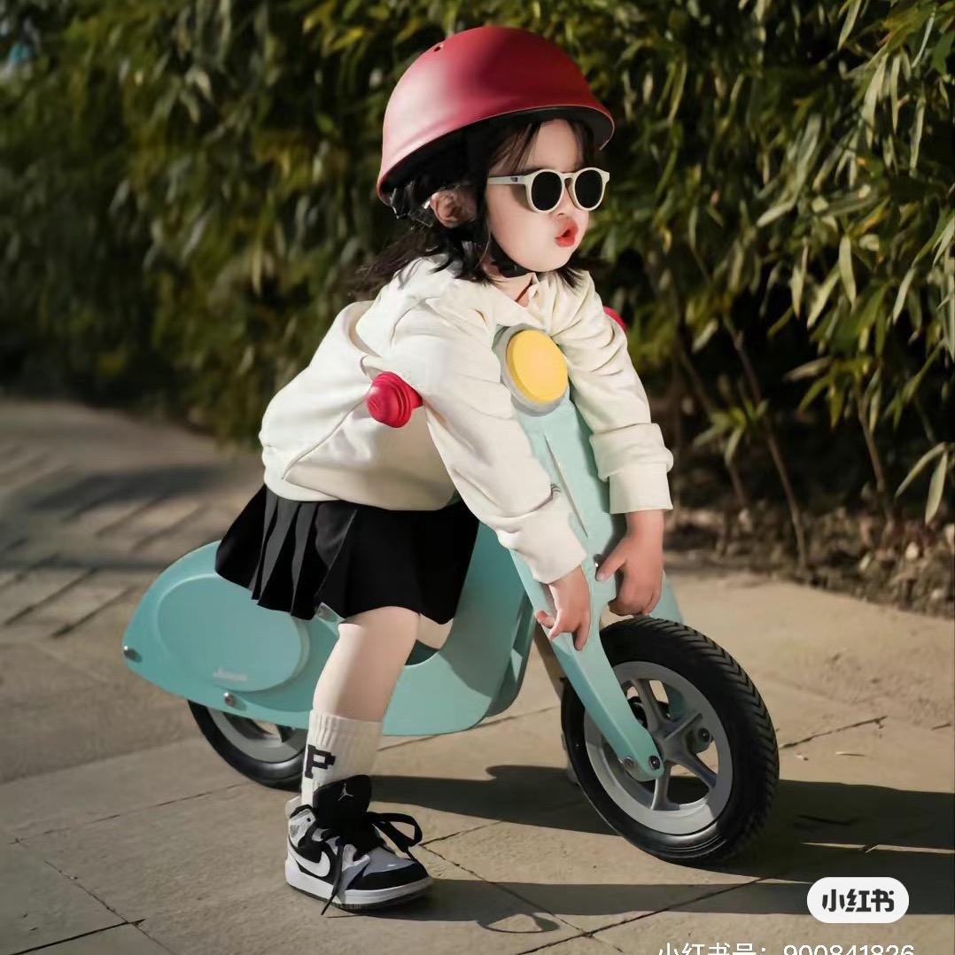 钱多多童鞋kids