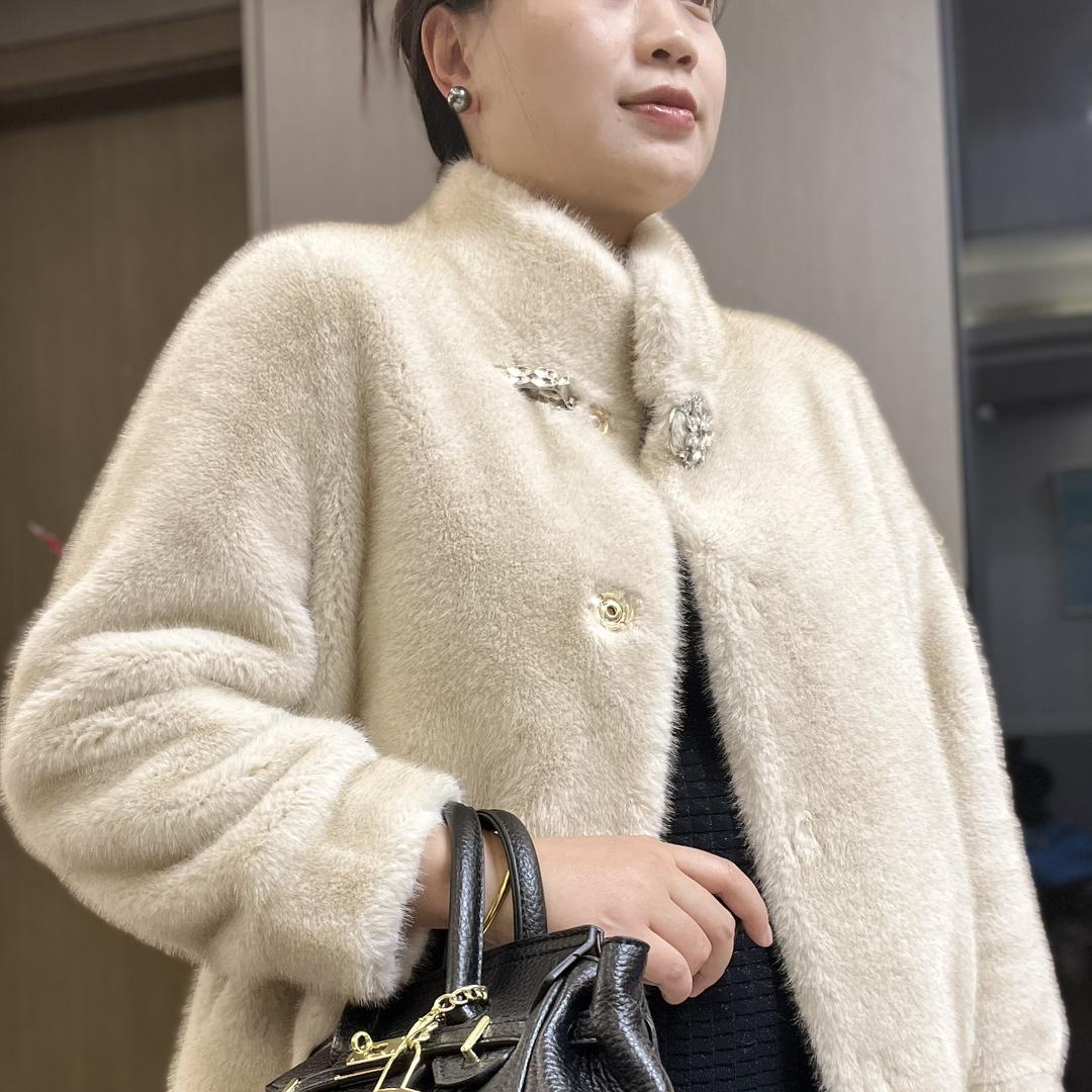 雷婆妈妈服饰