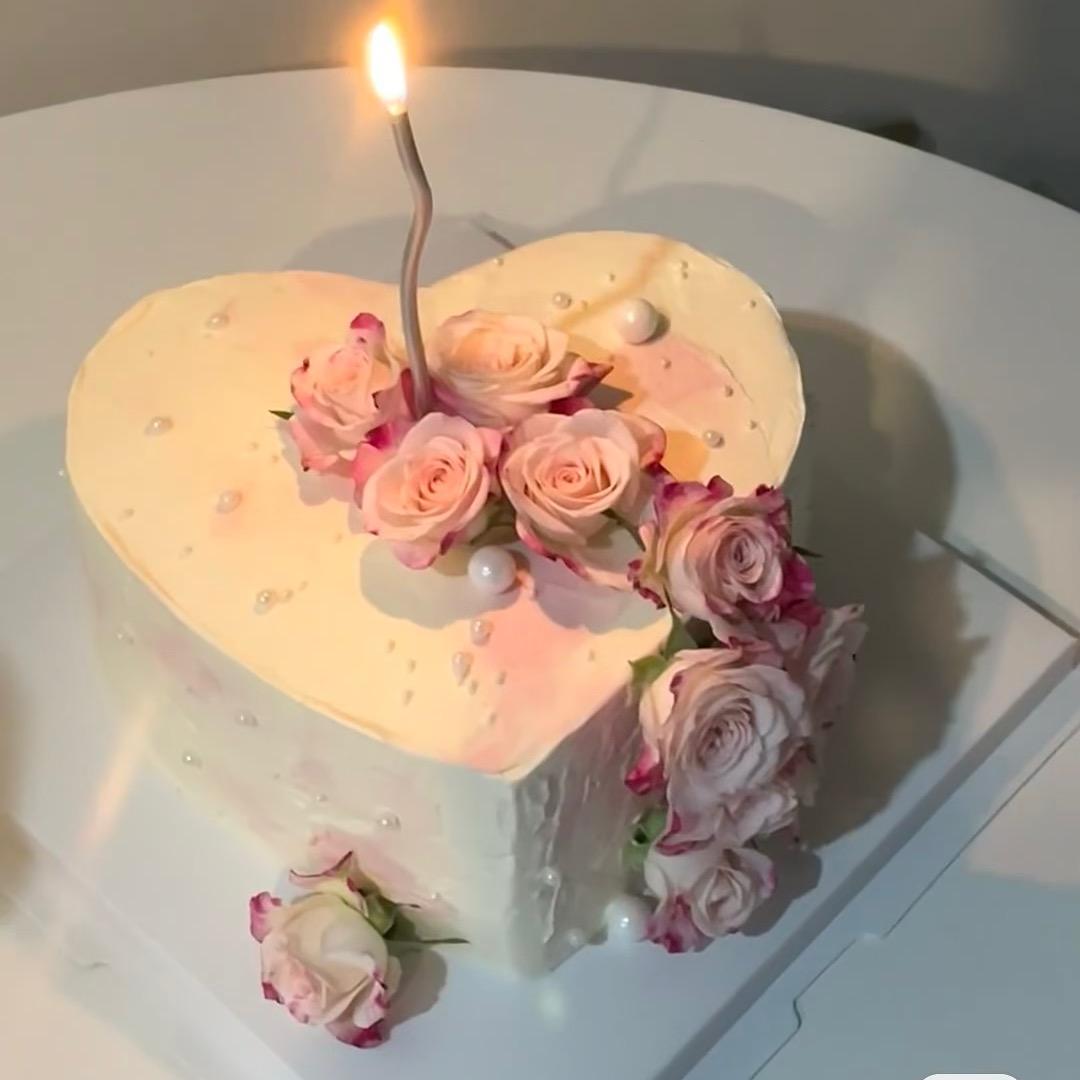 东莱朵瑞滋烘培魏晶晶（欢迎预定生日蛋糕)