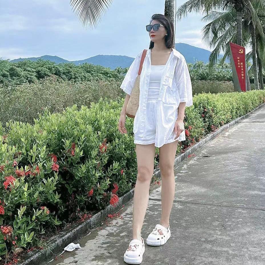 卖珠宝的白女士💍