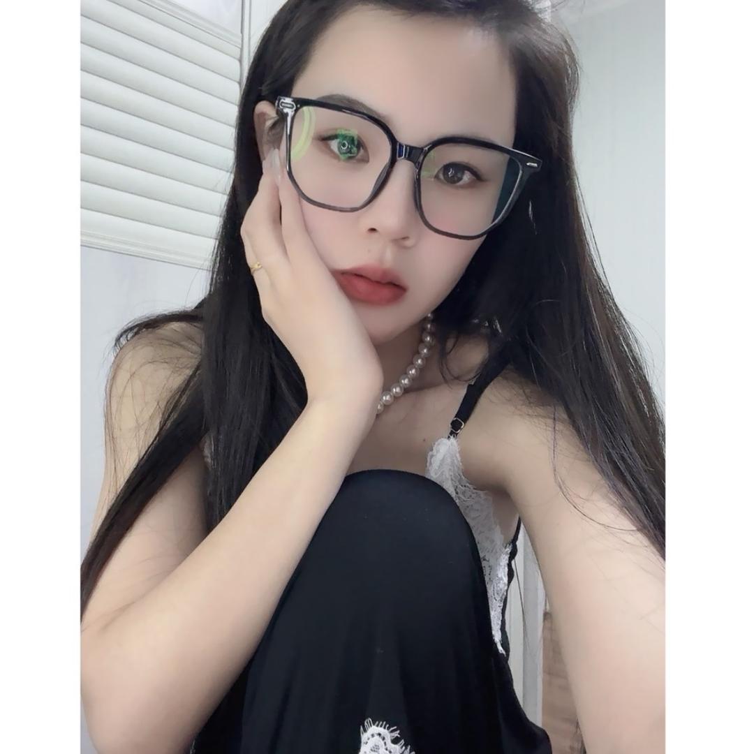 Lyyyyyy_