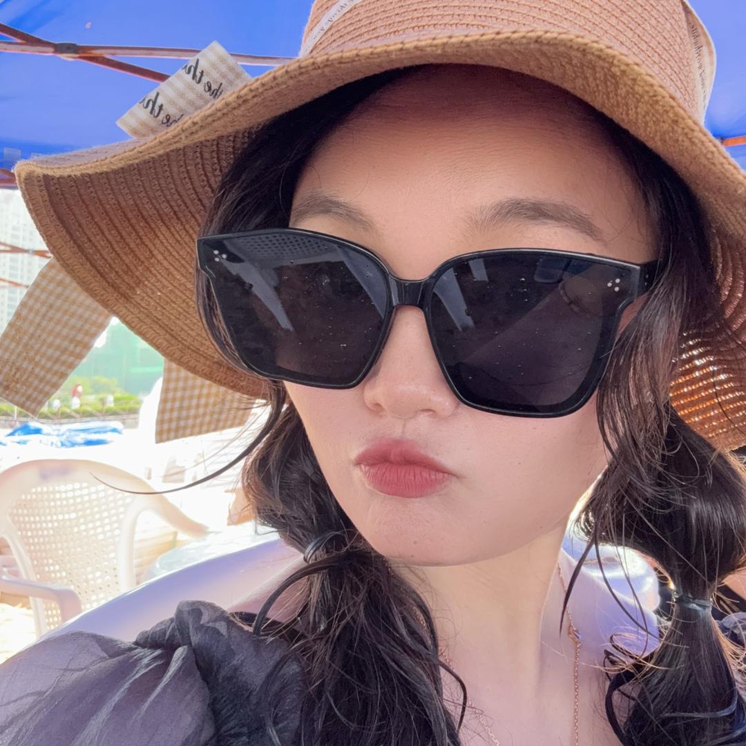 瑞瑞和希希的窗户