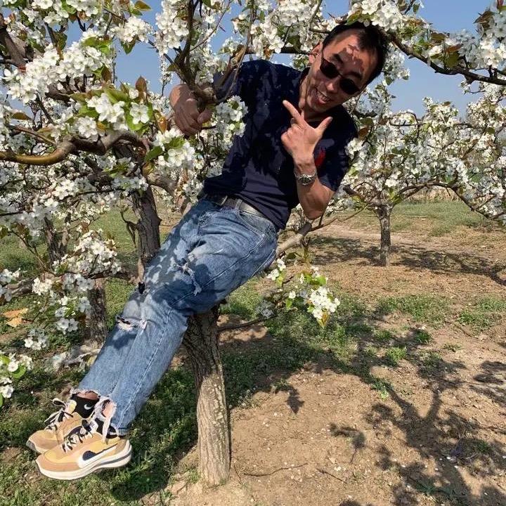 六年级一班烧烤。班长七零后八零后。