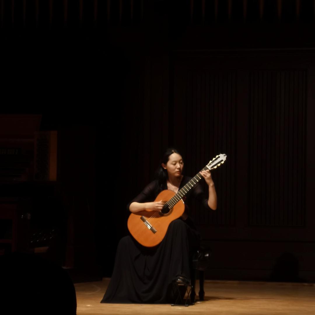 芸豆糕Guitar