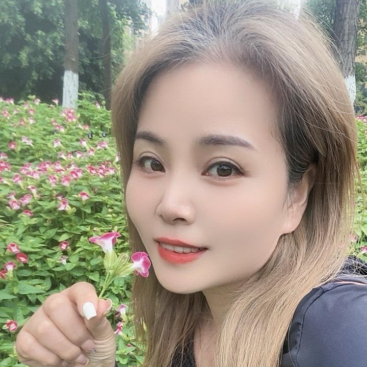 @晓梅吖