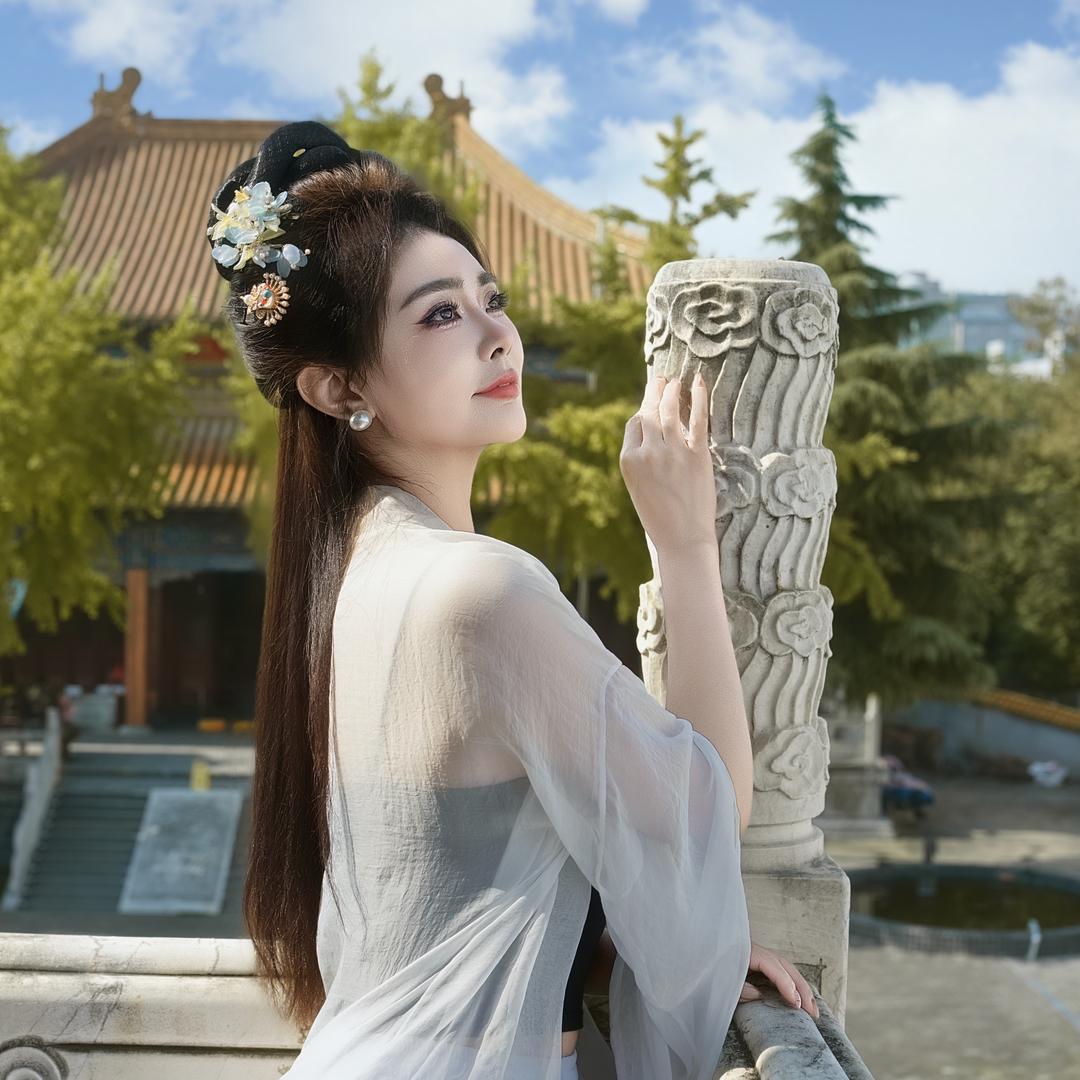 梦小洁（中国舞）