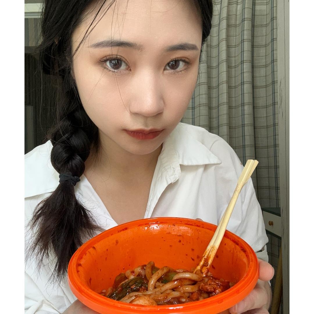 向向不吃芹菜