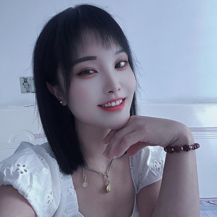 柒月