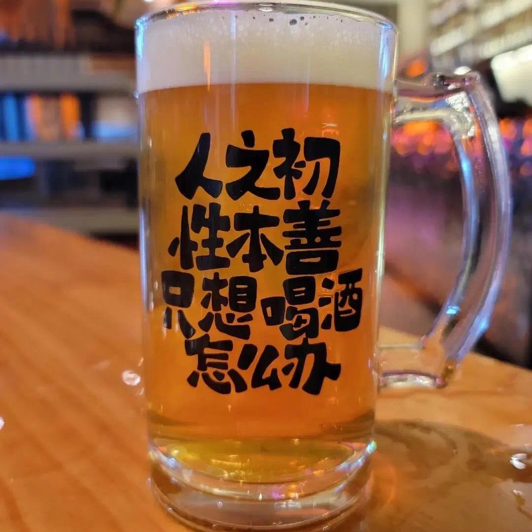 手握拳头