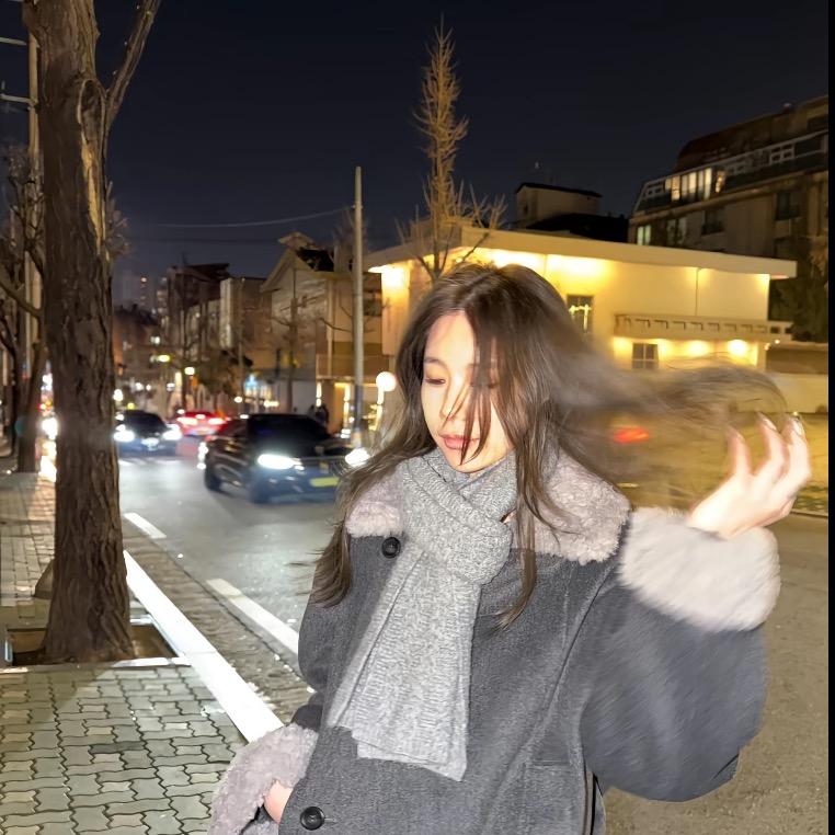 丁羊筠日常穿搭