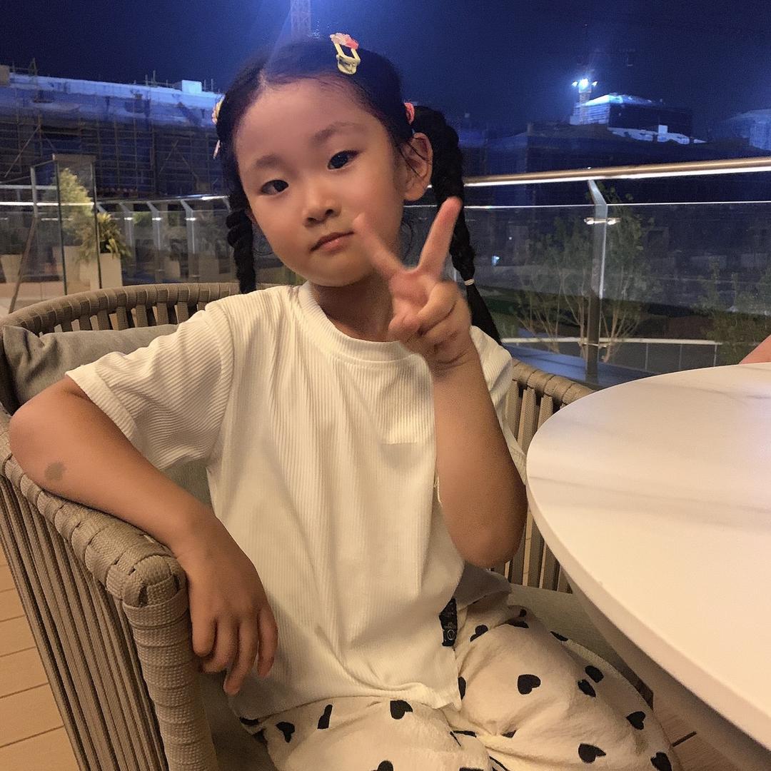谁说小怪兽有虎牙