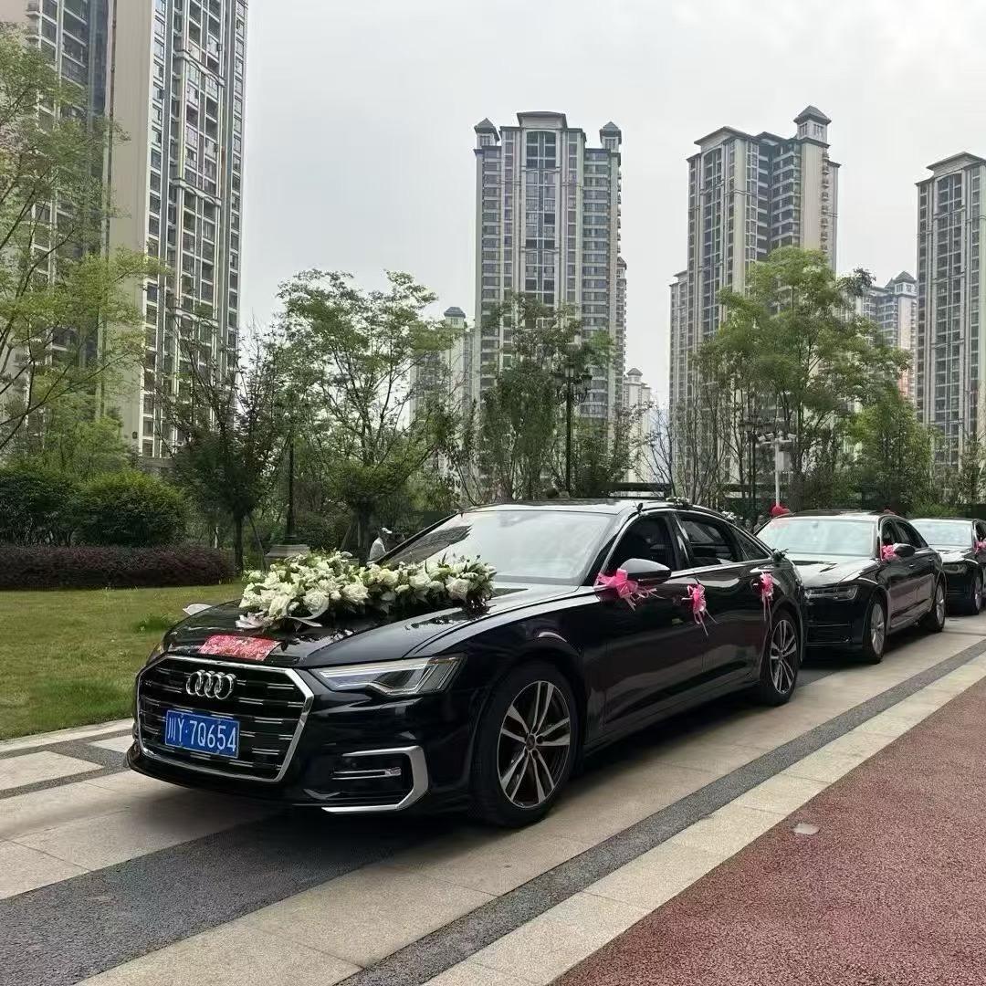 巴中小青年婚车