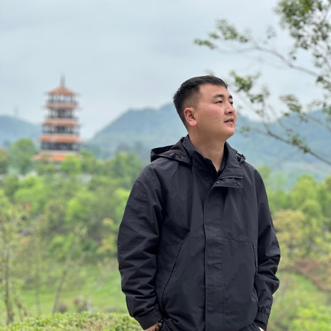 遵义房产邹经理